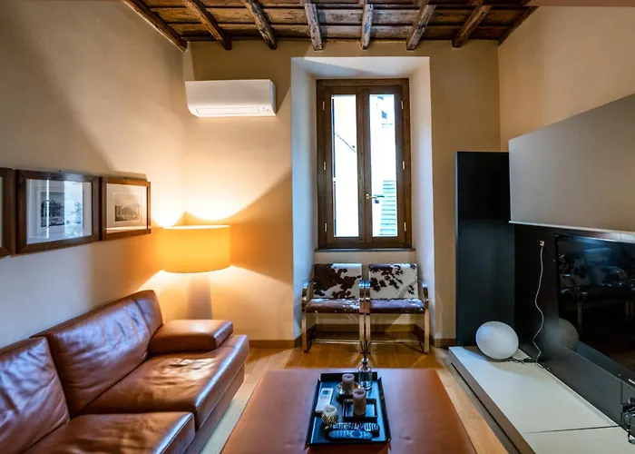 Historic Center Apartment Rom